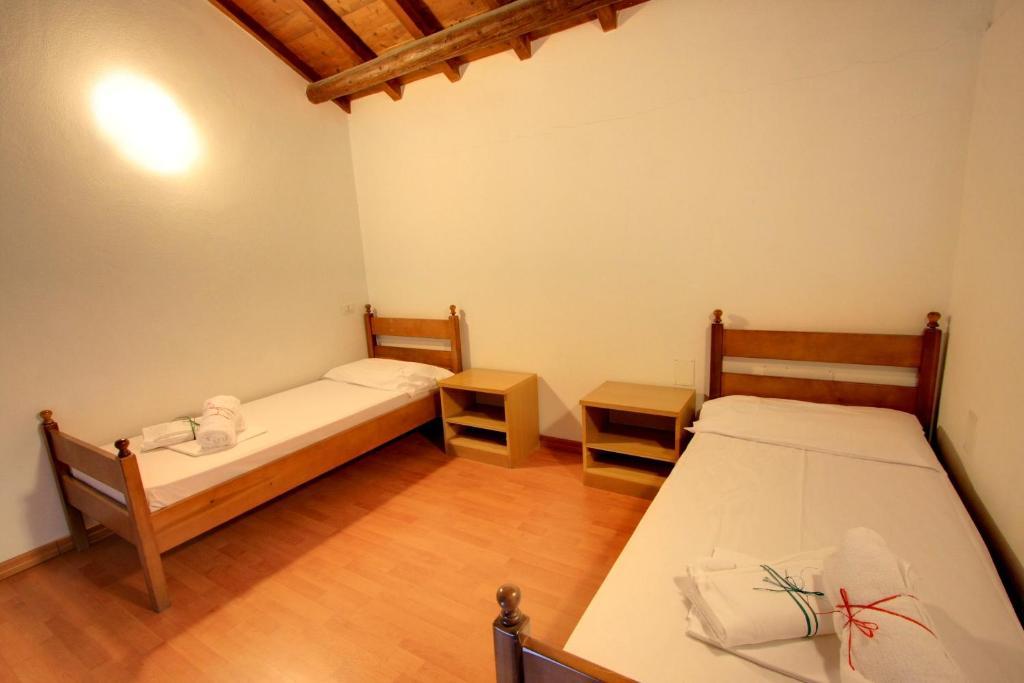 Marina Hostel *