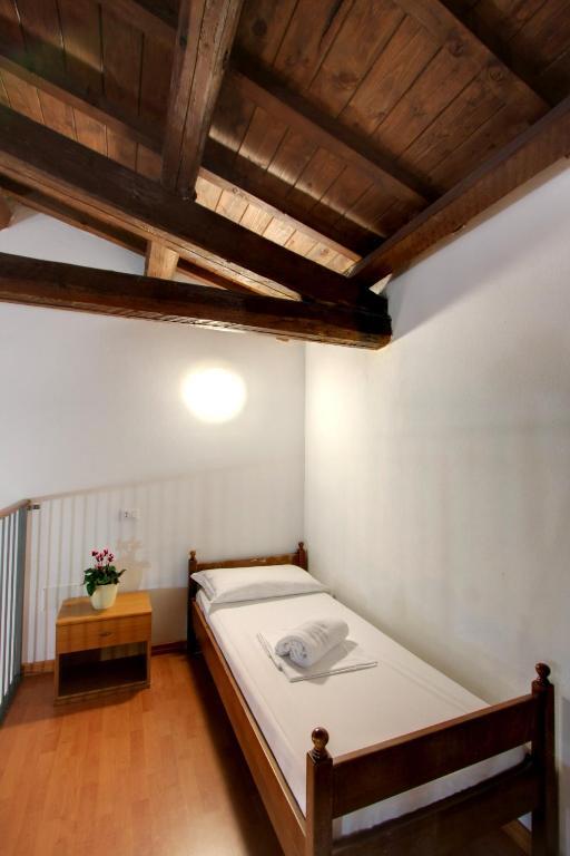 Marina Hostel